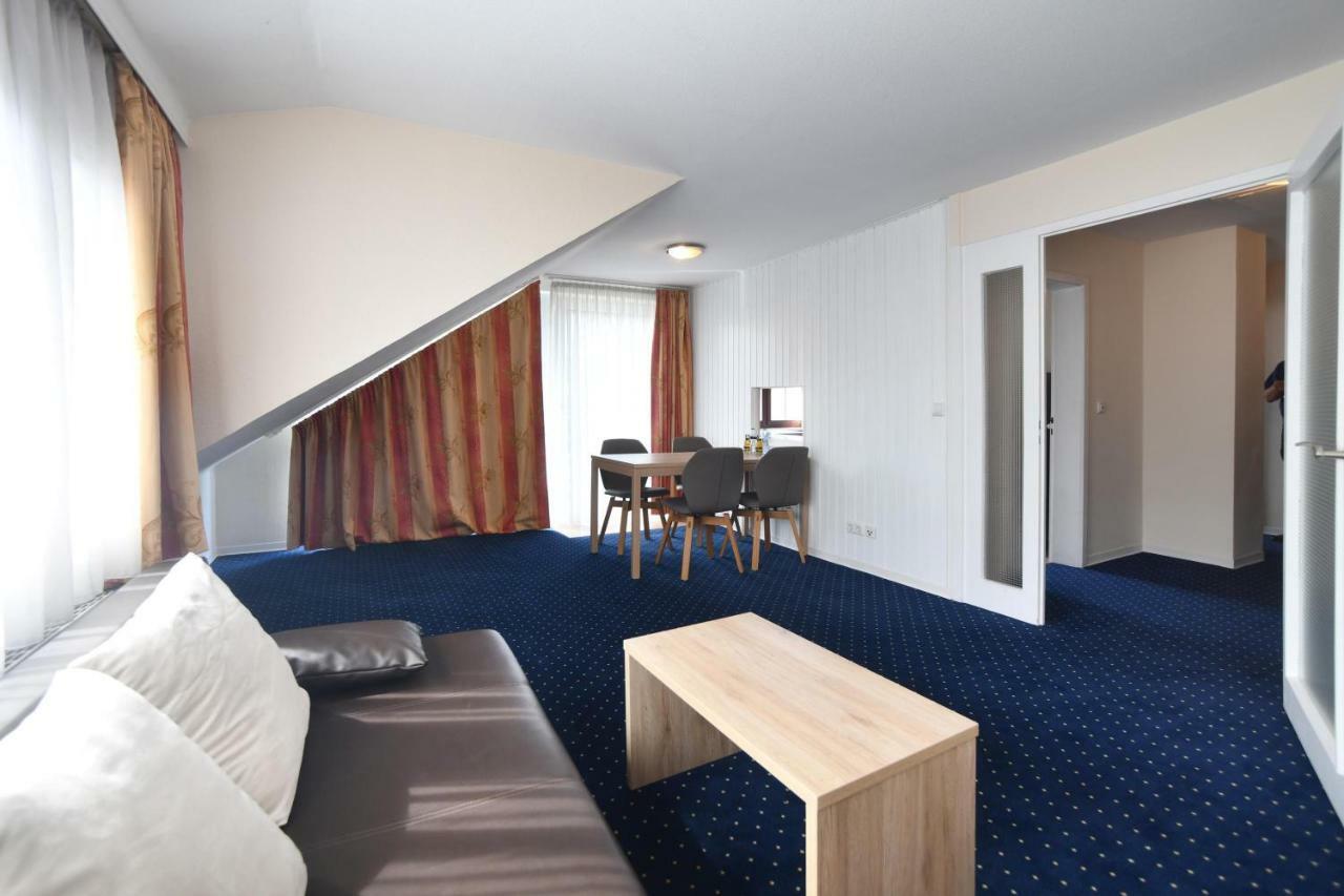 Roemerhof Stuttgart Exterior foto